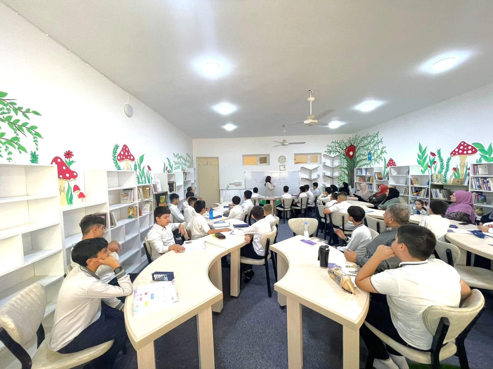 スレイマニヤ県の２校で特別活動教室が完成！